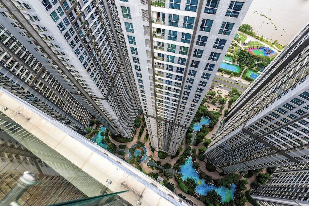 Vinhomes Central Park Apartment by Hava