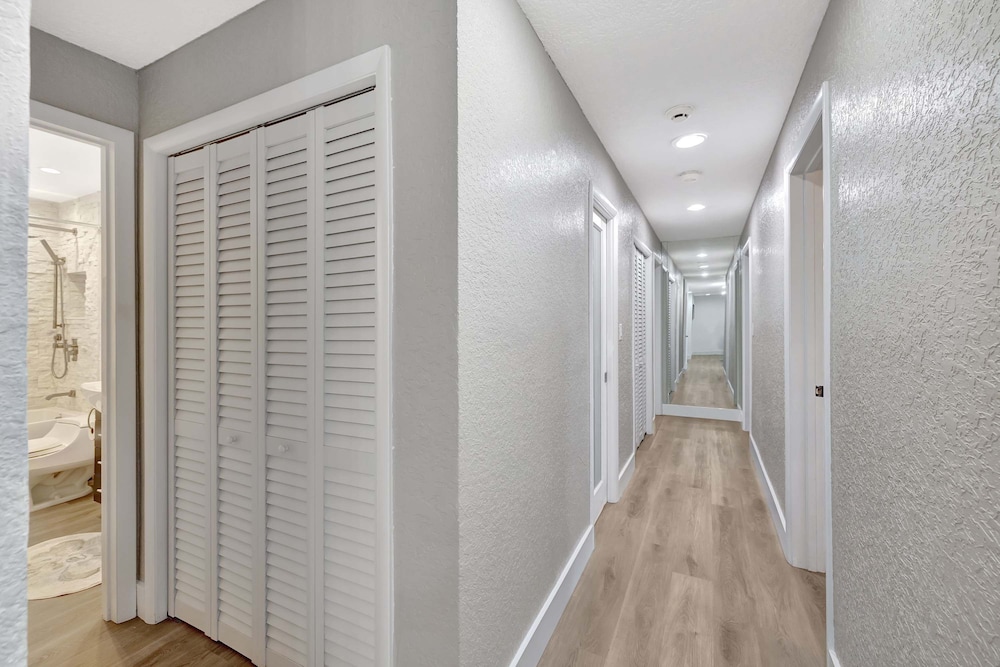 Waterfront Paradise Chic 3 BDR