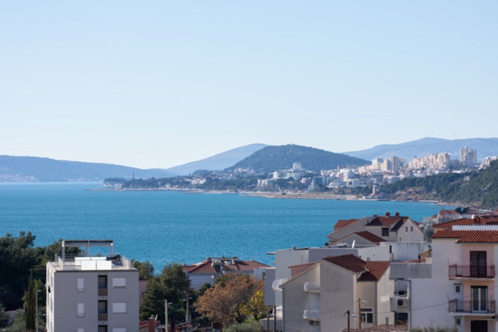 A5 - Spacious apt With the sea View & use of Pool view 3