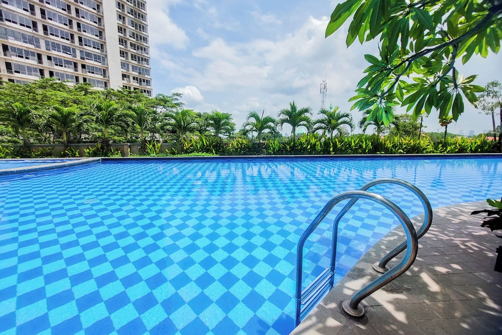 Pleasant Studio Apartment Parkland Avenue