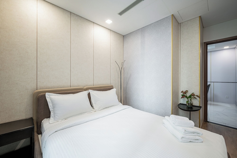 Landmark 81 Luxury - SaigonHomes