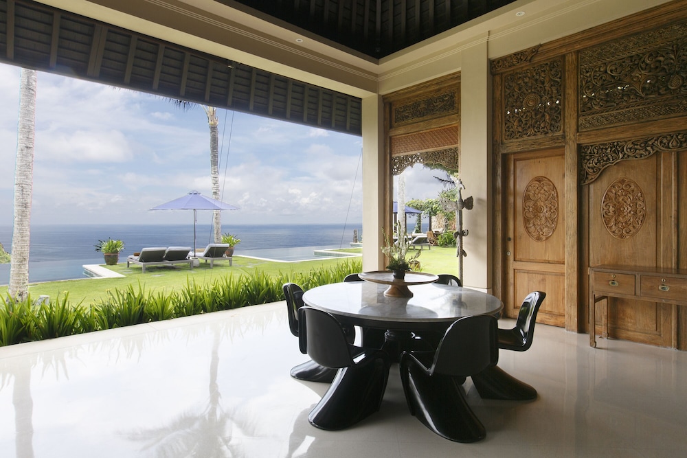 The Ungasan Clifftop Resort 36