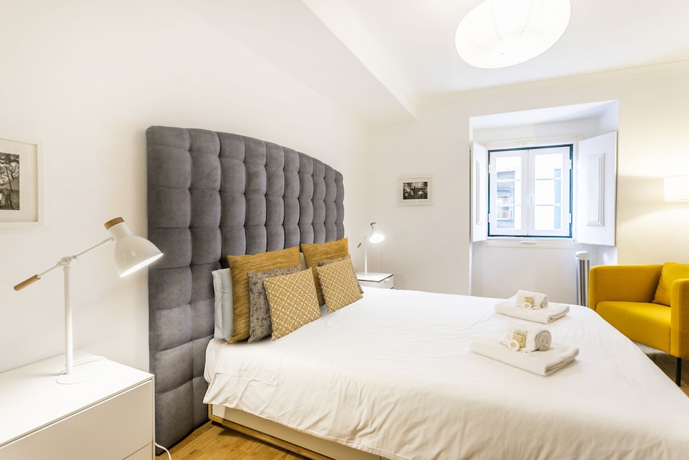 LxWay Apartments Alfama - Elétrico view 4