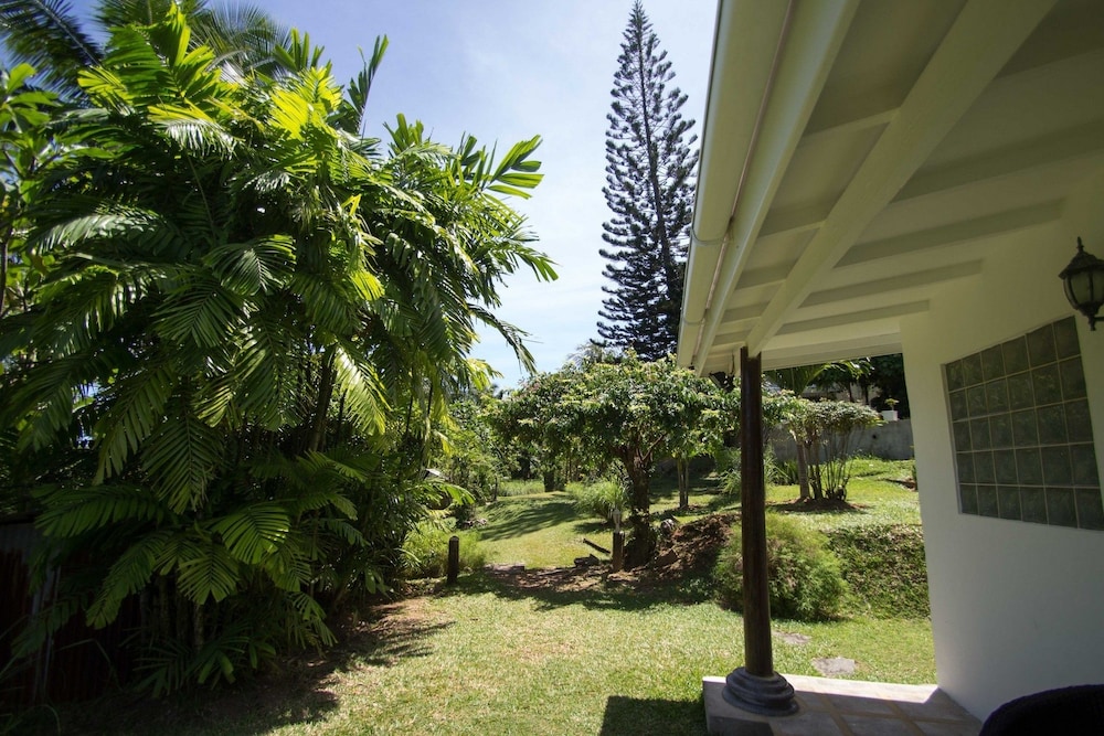 Lemongrass Lodge