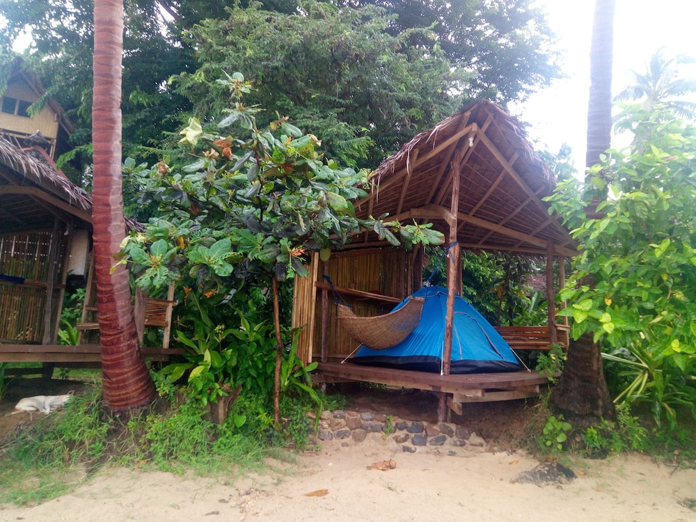 Tapik Beach Park Guest House