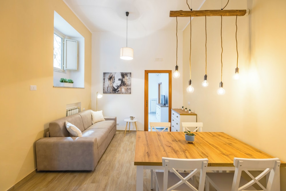 Smooth Vibes at Chiaia by Napoliapartments