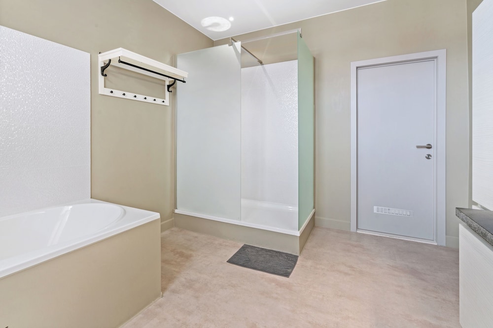 Gentpoort City Suites