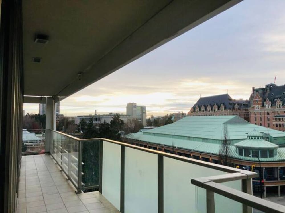 The Falls by Victoria Royal Vacations - Image 4