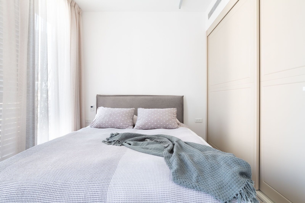 Ecletic by TLV2RENT view 4