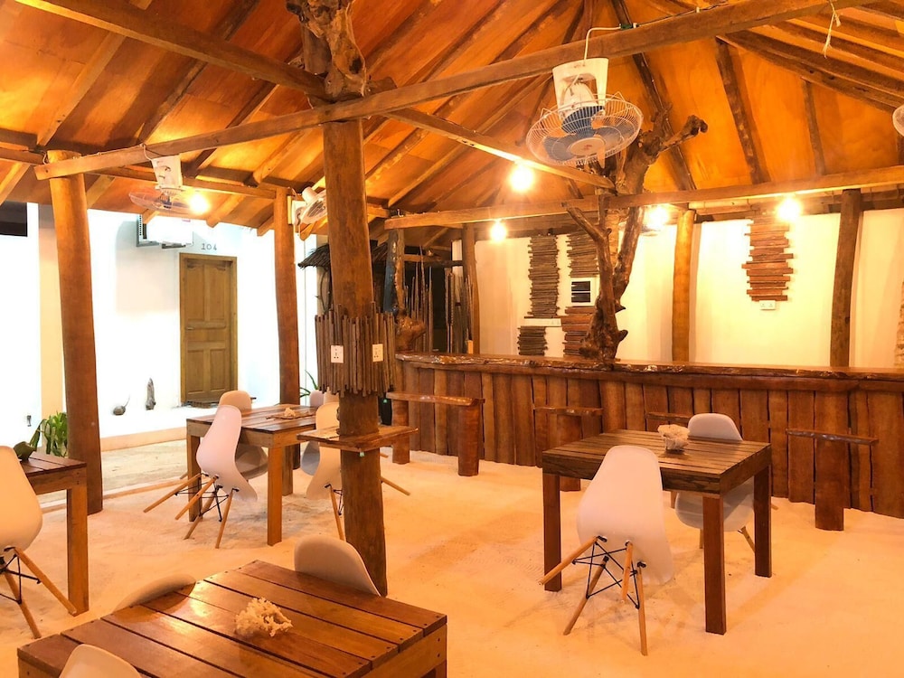 Dive and Sleep - All Inclusive Diving Guesthouse - 3 Dives per day