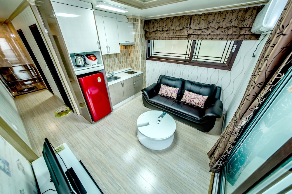 Jungmun JejuHue Pension
