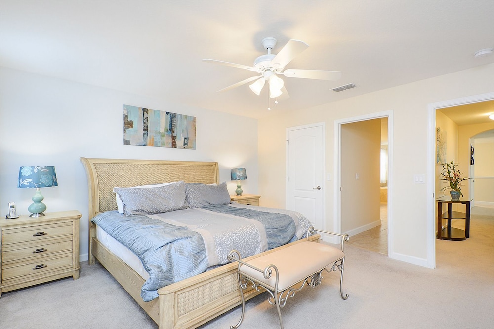 Paradise Palms Resort by VHC Hospitality - Image 5