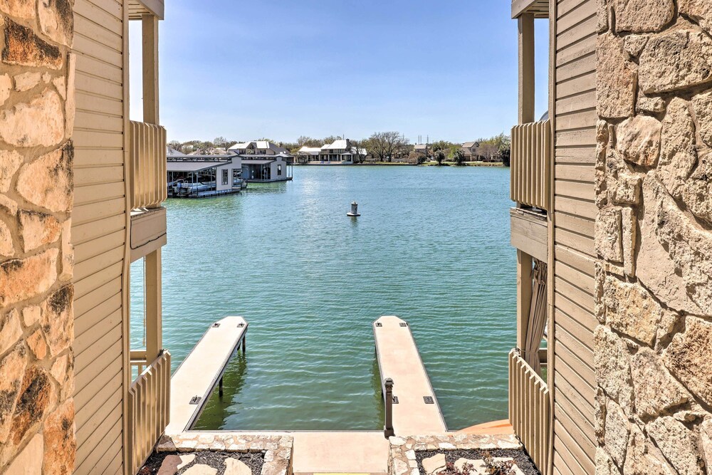 Waterfront Condo With Balcony Dock Access - Property Image 3