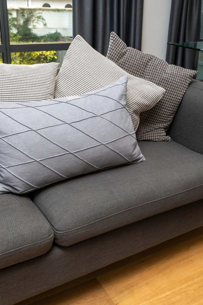 Central and Modern 1 Bedroom Flat in Bermondsey