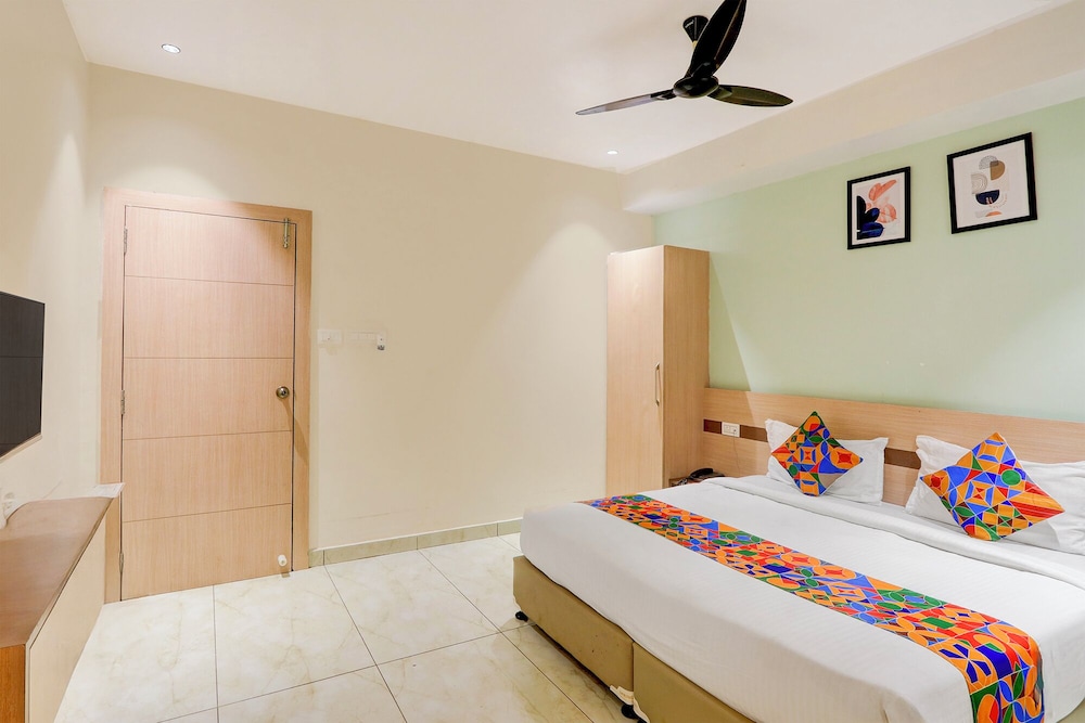 Fabhotel Silver Cloud