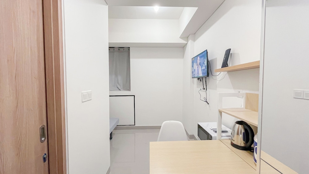 Simple Look Studio (No Kitchen) At Bandaraya - Tallasa City Makassar Apartment