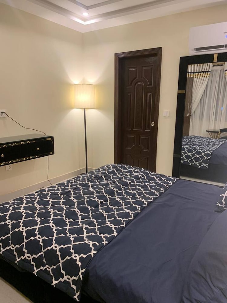 "1 Bedroom Apartment, Bahria Town Lahore Diamount01" view 3