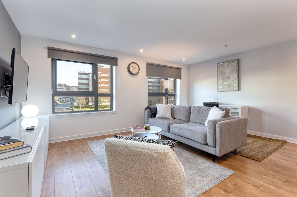 Executive 7 Apartments
