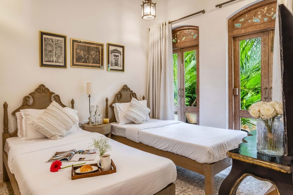 4bhk Villa in Siolim Pool Lush Forest View