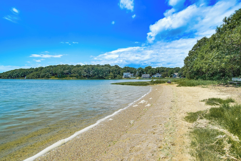 1 Mi to Beach: Cape Cod Family Home in Bourne!