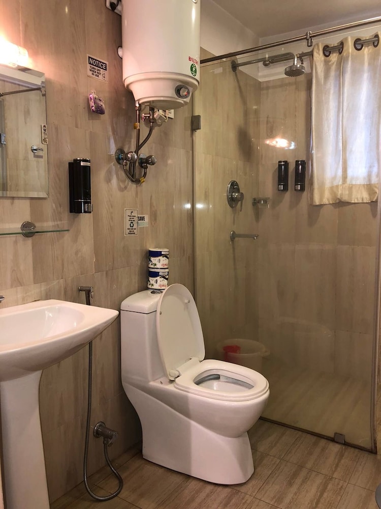 First Apartment 1bhk Thamel 5 min Walk 1st Floor