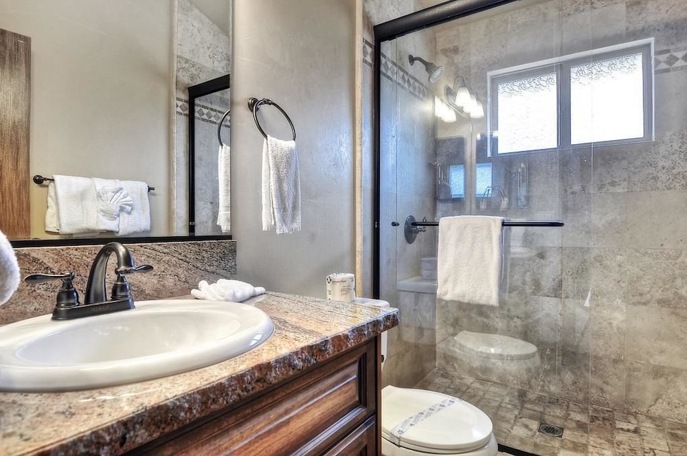 No 19 Luxury Village Retreat