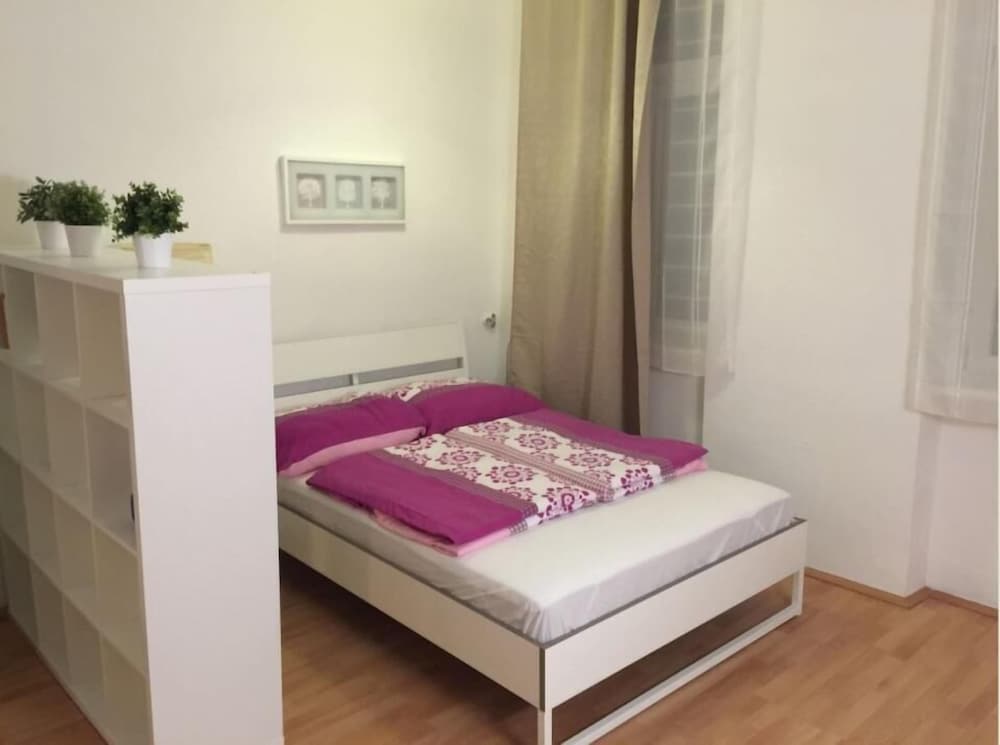 Apartment- Schottenfeldgasse