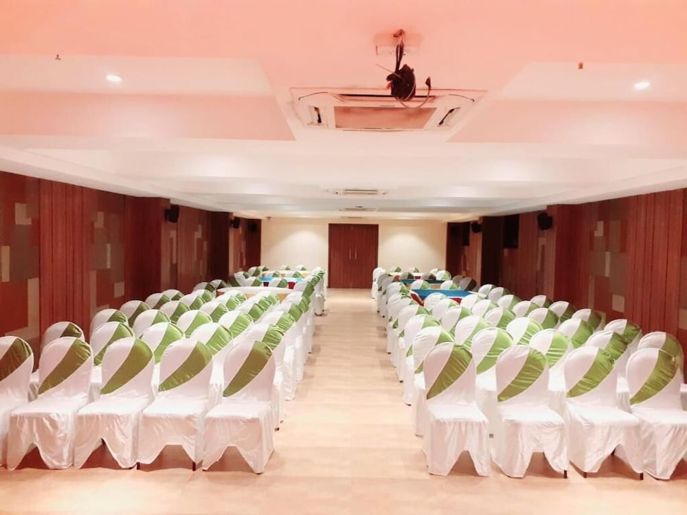 meeting & event spaces