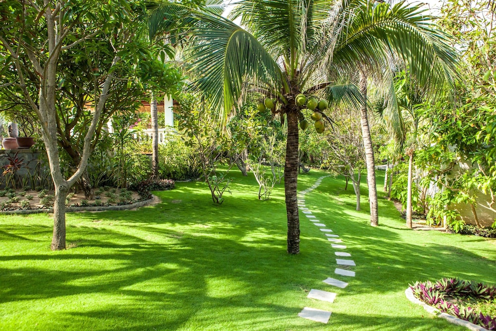 Allezboo Beach Resort & Spa