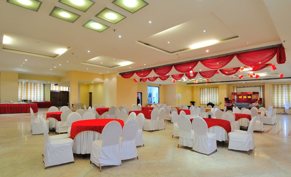 meeting & event spaces