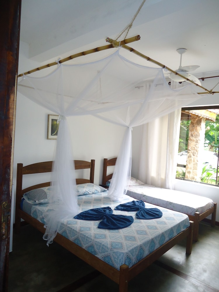 Bali Suites Itamambuca