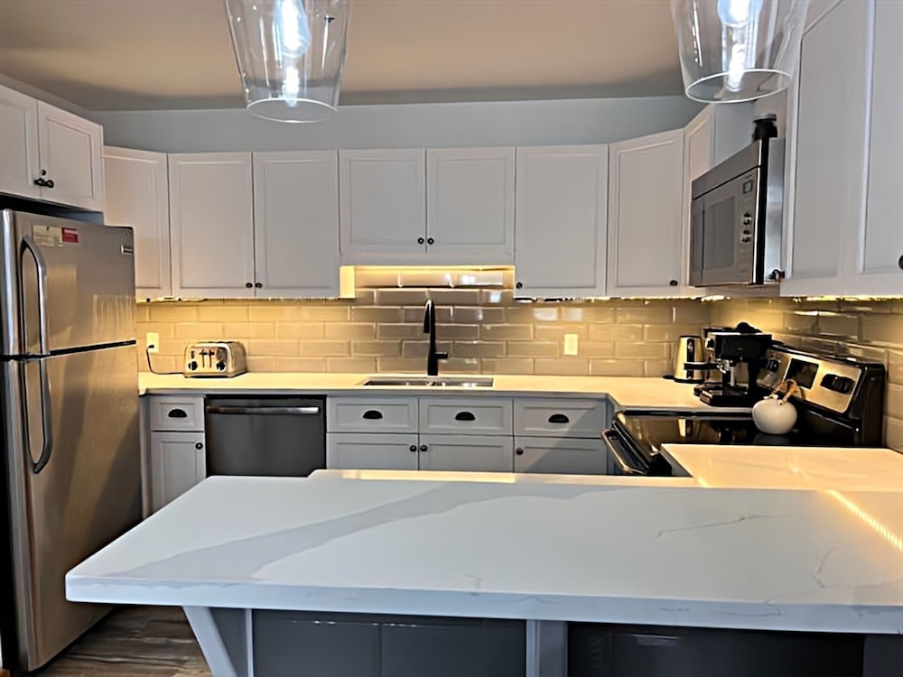 Les Eaux 227-1 by Escapades Tremblant