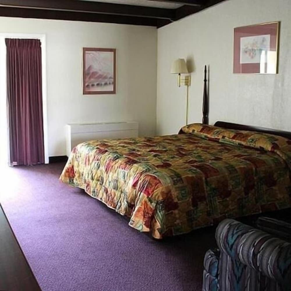 Hometown Inn Staunton