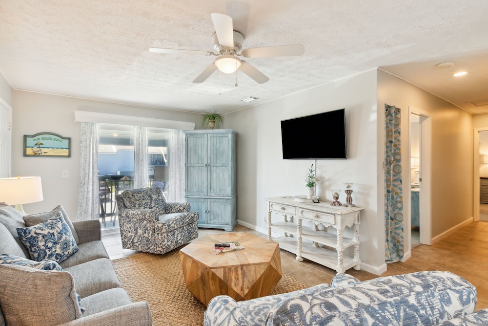 Fernandina Shores 6392 2 Bedroom Condo