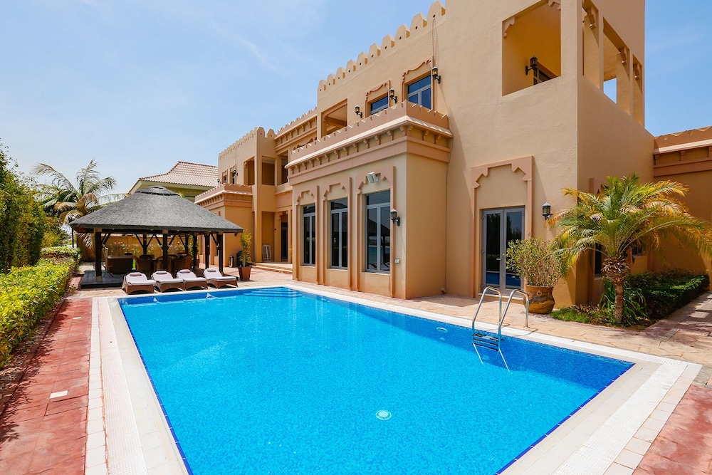 Kennedy Towers - Signature Villa L