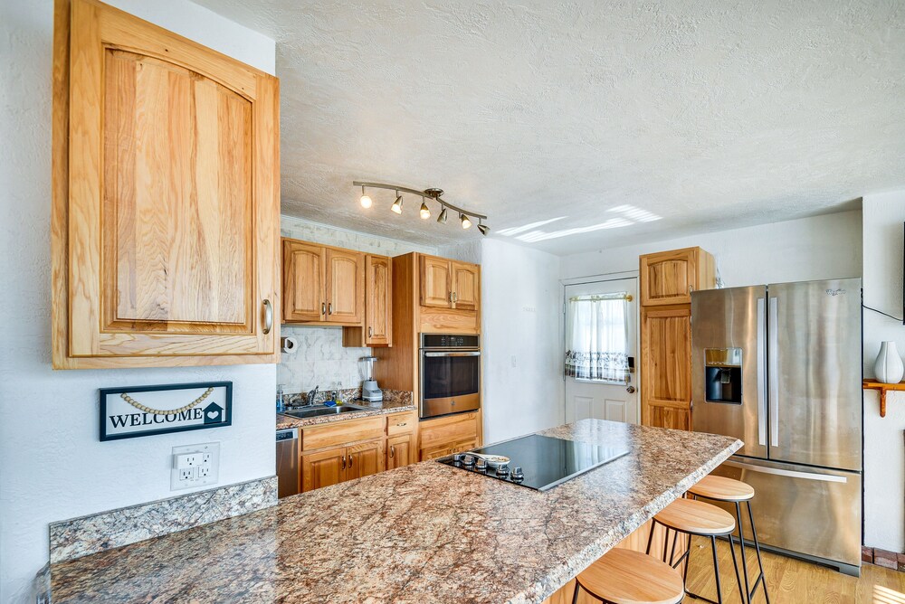 Ormond Beach Home: Walk to Community Beach! view 4