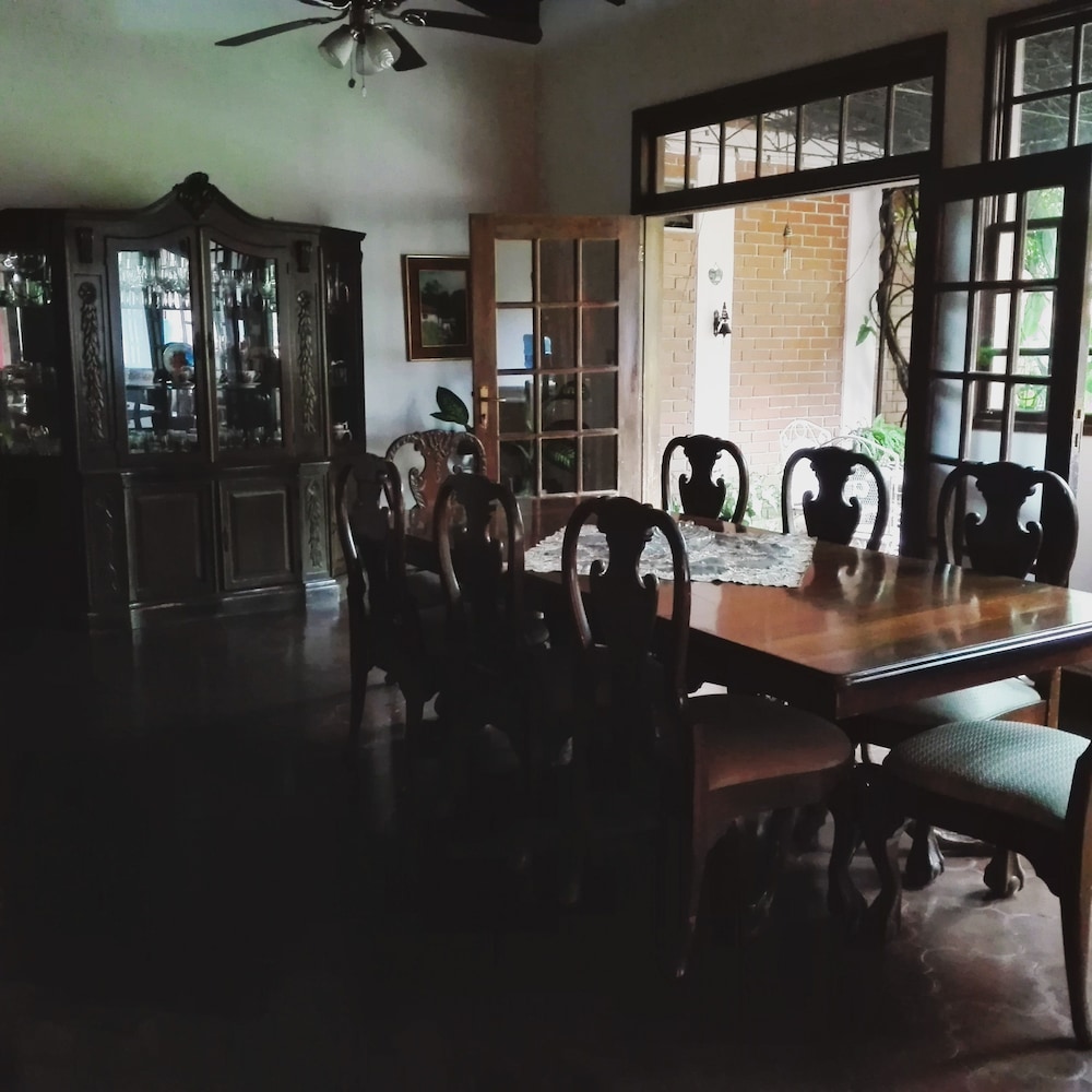 Casa Colonial Bed And Breakfast