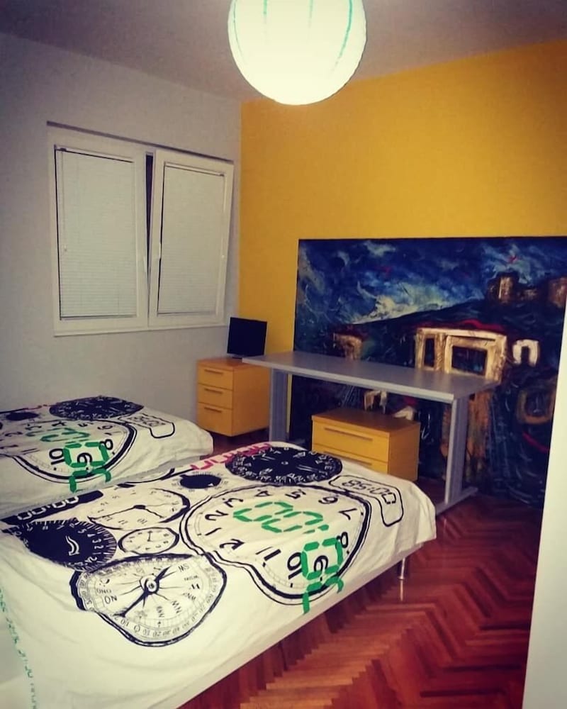 Grande House