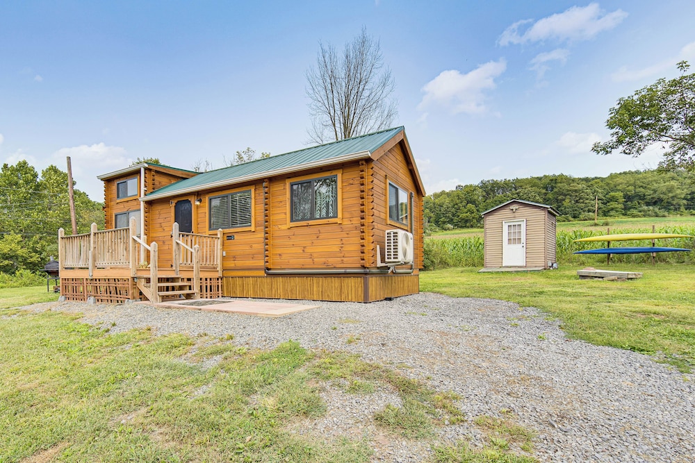 5 Mi to Susquehanna Boating! Secluded Log Cabin