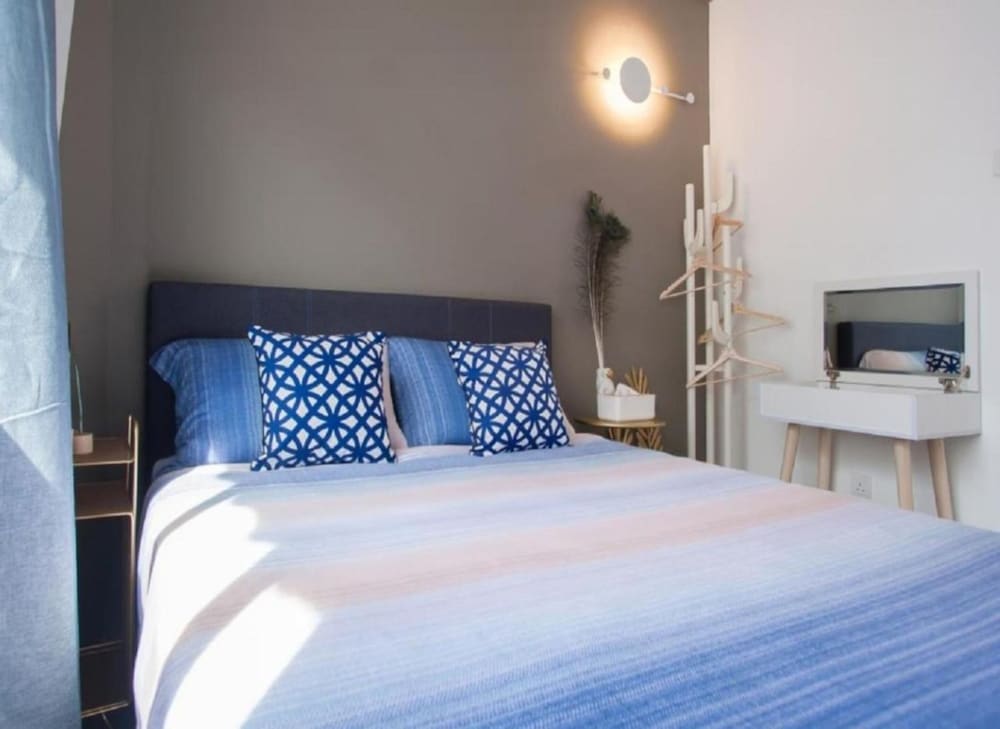 Asmara Blue Retreat