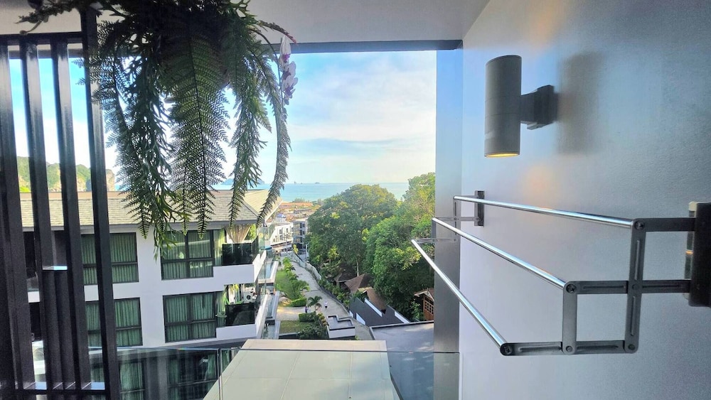 A303 - 1 Bdr Condo Partial Sea View, Ao Nang Beach