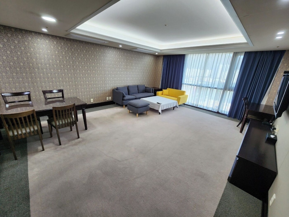W Residence Hotel Centum City 68