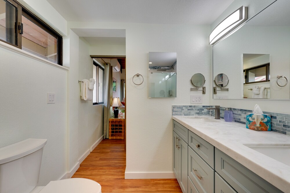 Kailua-kona Condo w/ Resort Amenities Access!