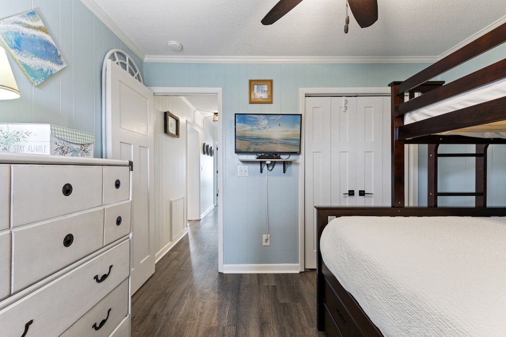 Murrells Inlet Vacations - Ocean Pier Beach-view Condos - Property Image 3