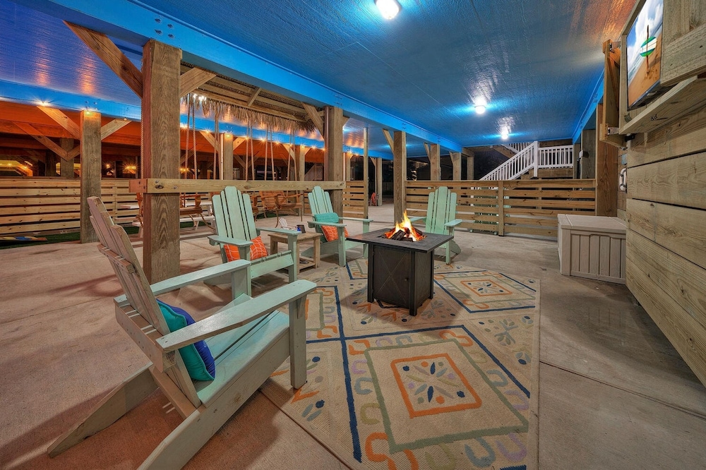 Totally Beachin by Avantstay Private Pool Hot Tub Swing Seats Beach Get Away