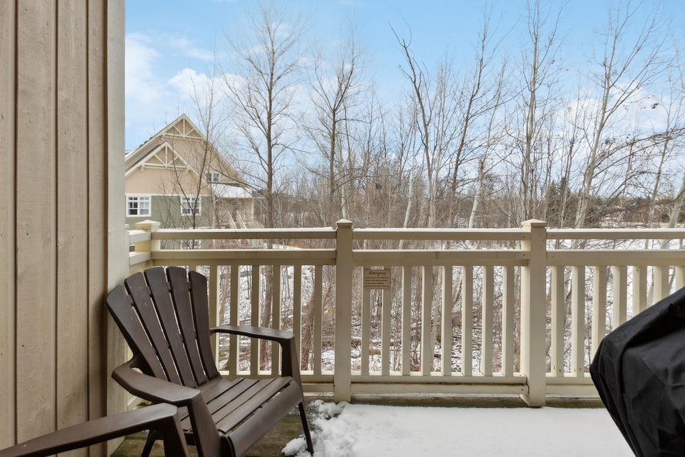 Rivergrass Condos