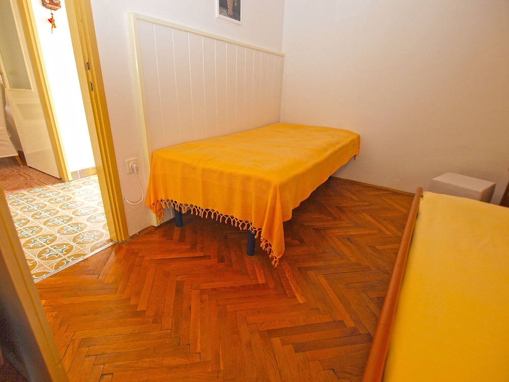Apartment 256 view 4