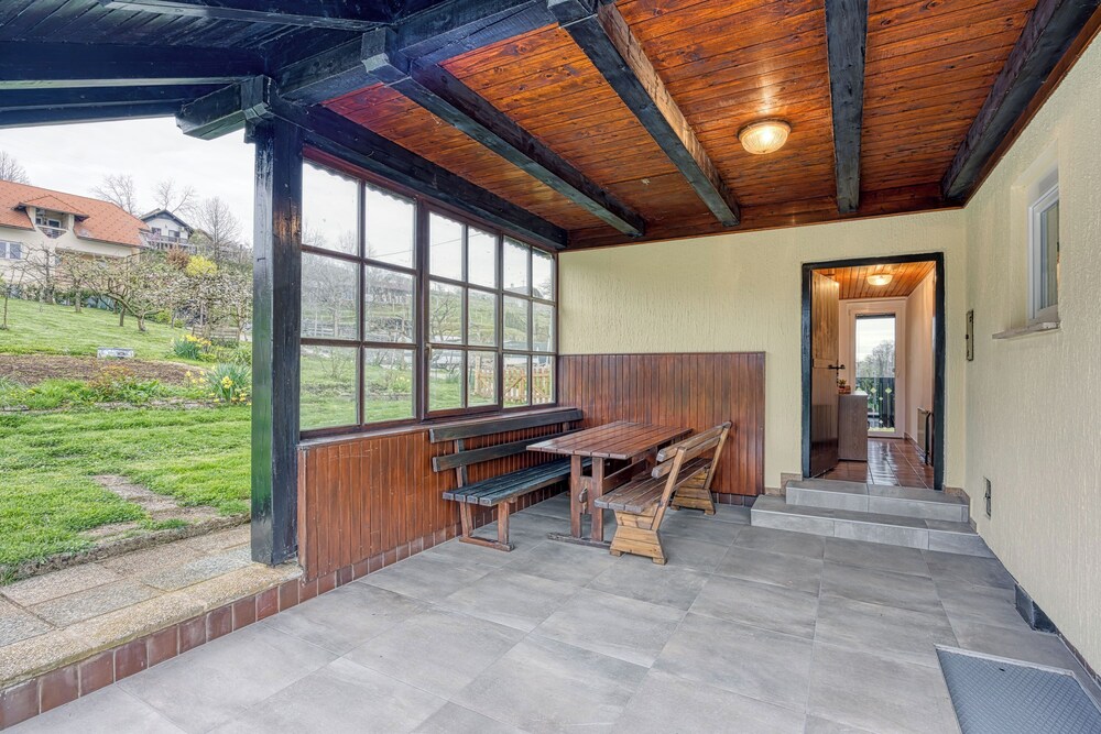 Lovely Cottage Tilka