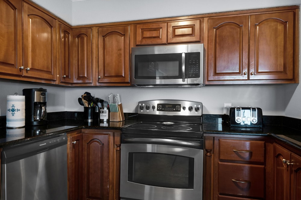 Starboard Village 411