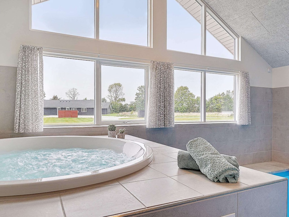 Luxury Retreat With Pool - By Traum Ferienwohnungen view 4